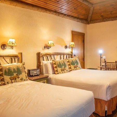 Finger Lakes Lodging Сканителс Экстерьер фото